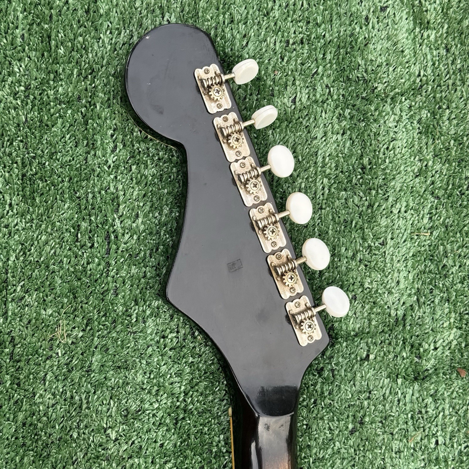 Vtg Norma Red Sparkle EG470 Electric Guitar Glitter Three Pickup Needs Truss Rod