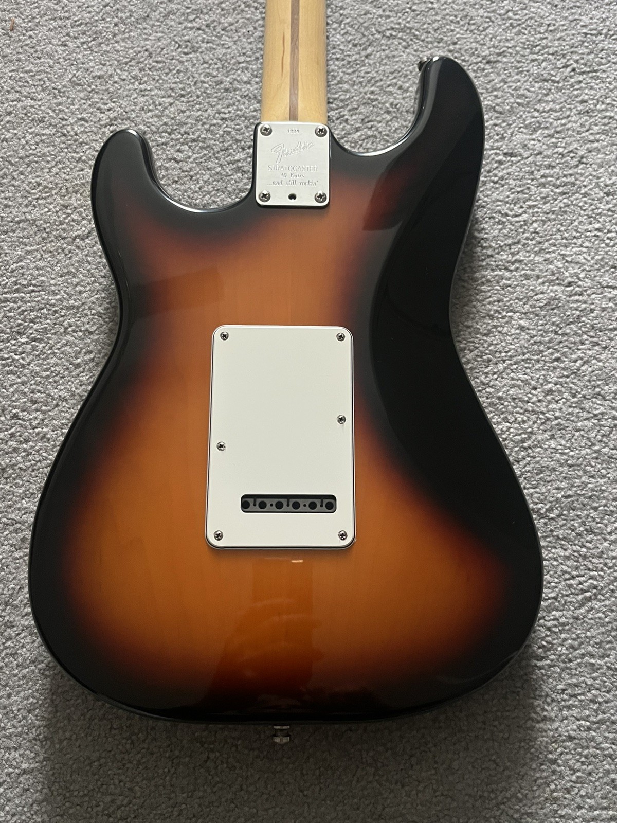 Fender 40th Anniversary USA Stratocaster 1994 – Sunburst-Rosewood – Near Mint !!