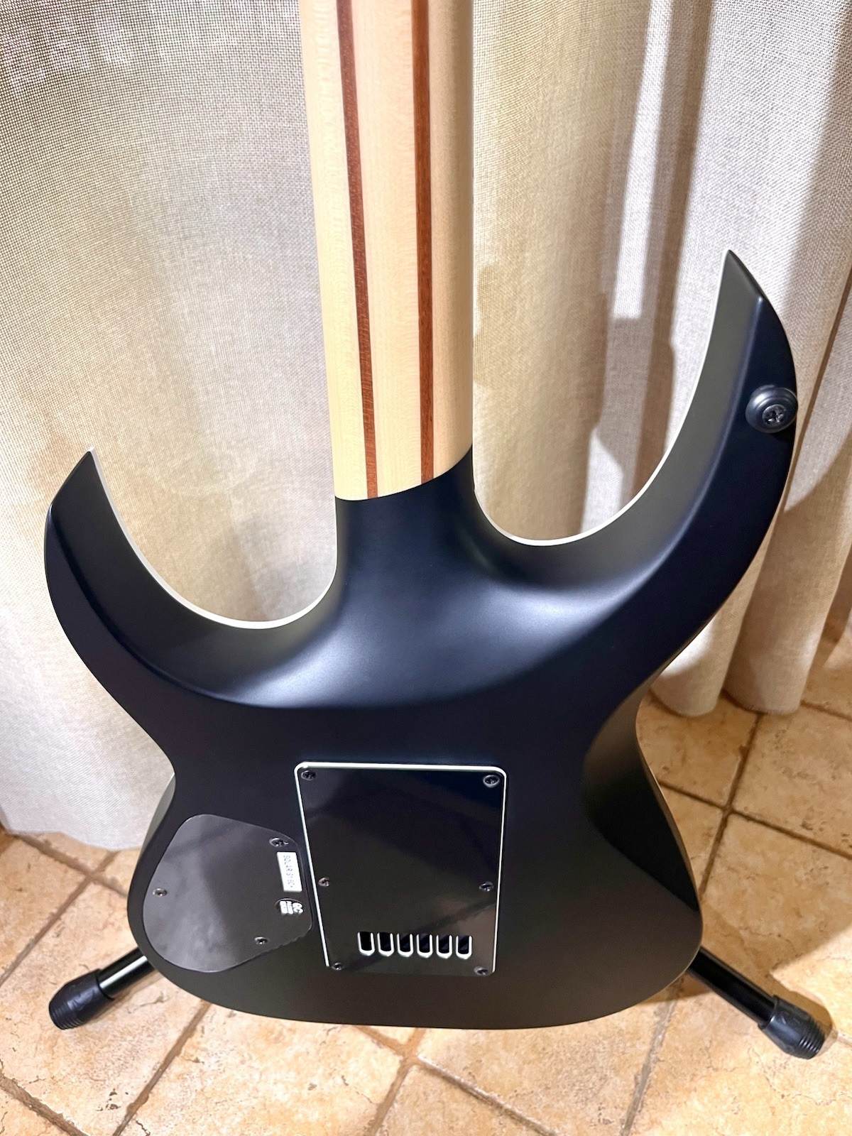 Solar S1.6C+ – Carbon Matte Black Electric Guitar – Evertune Bridge – With Case