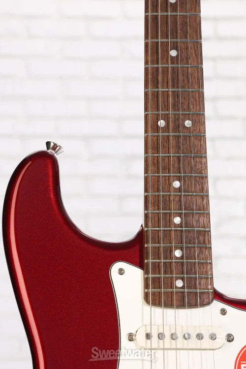 Squier Classic Vibe ’60s Stratocaster – Candy Apple Red