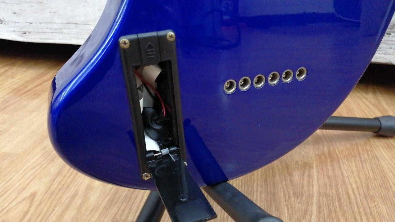 FERNANDES ZO-3 Blue Guitar with built-in amplifier