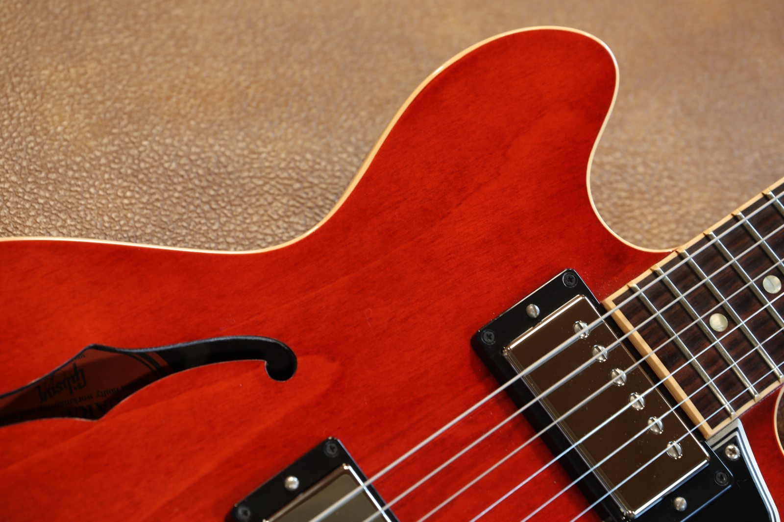 2013 Gibson ES-339 Semi-Hollow Electric Guitar Cherry + OHSC