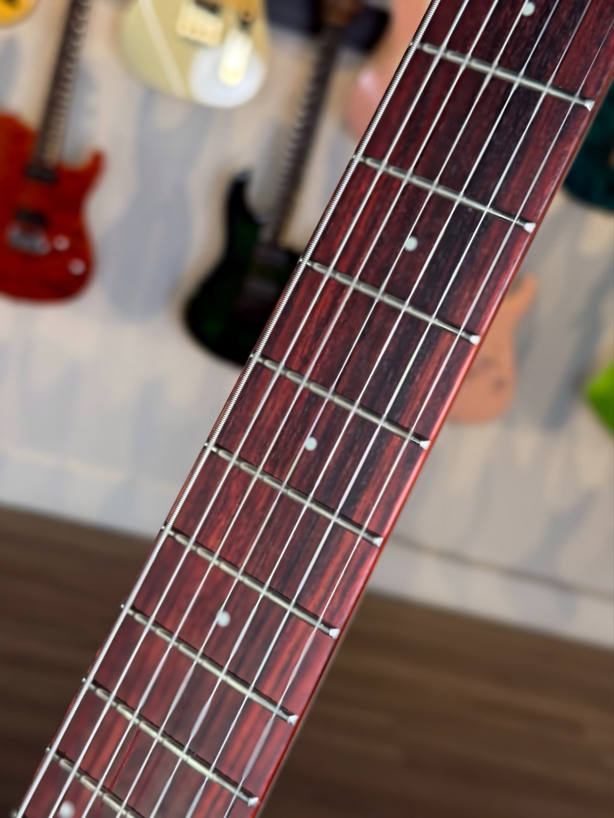 Dunable Gnarwhal 7 USA Custom Shop – Trans White