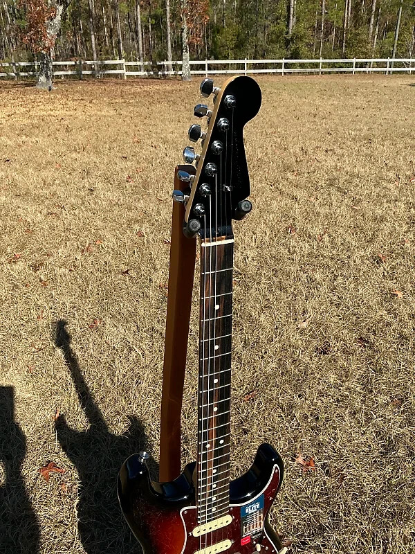 Fender American Ultra Luxe Elite Professional Stratocaster 2010’s – Sunburst