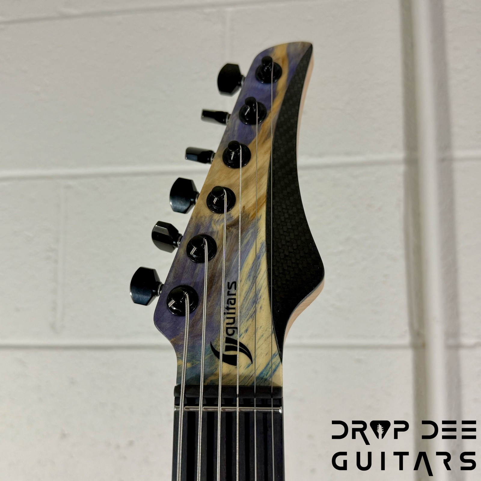 GV Guitars Vincent Baritone Electric Guitar w/ Case – Natural
