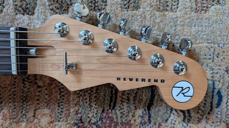 Reverend Double Agent W – Metallic Silver Freeze with transparent grey pickguard