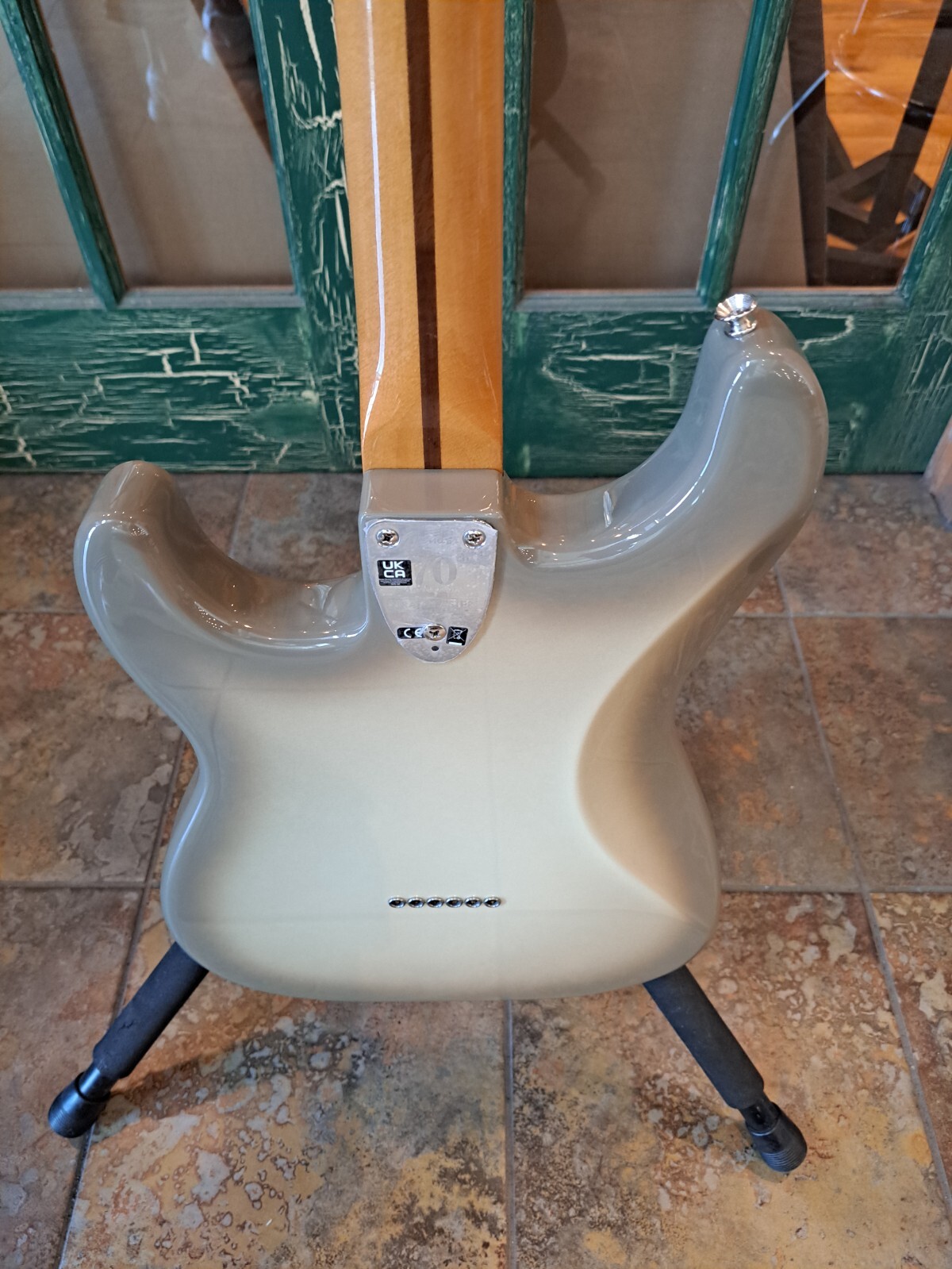2024 Fender 70th Anniversary Vintera II Antigua Stratocaster w/ Fender Case