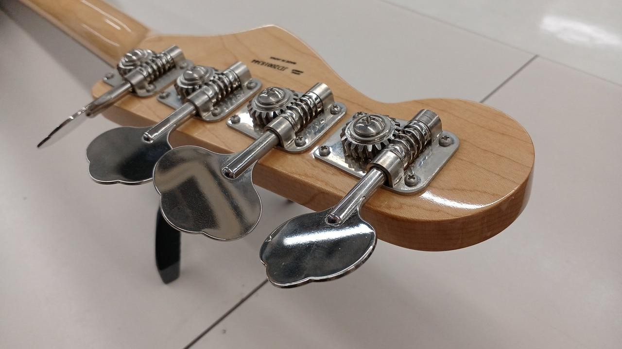 FENDER TRADITIONAL II 60S JAZZBASS RW Electric Bass Guitar