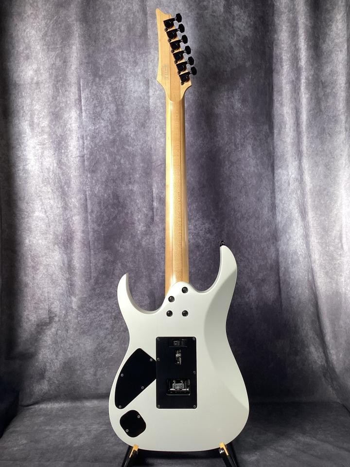 Ibanez RG2570MZ-WH USED