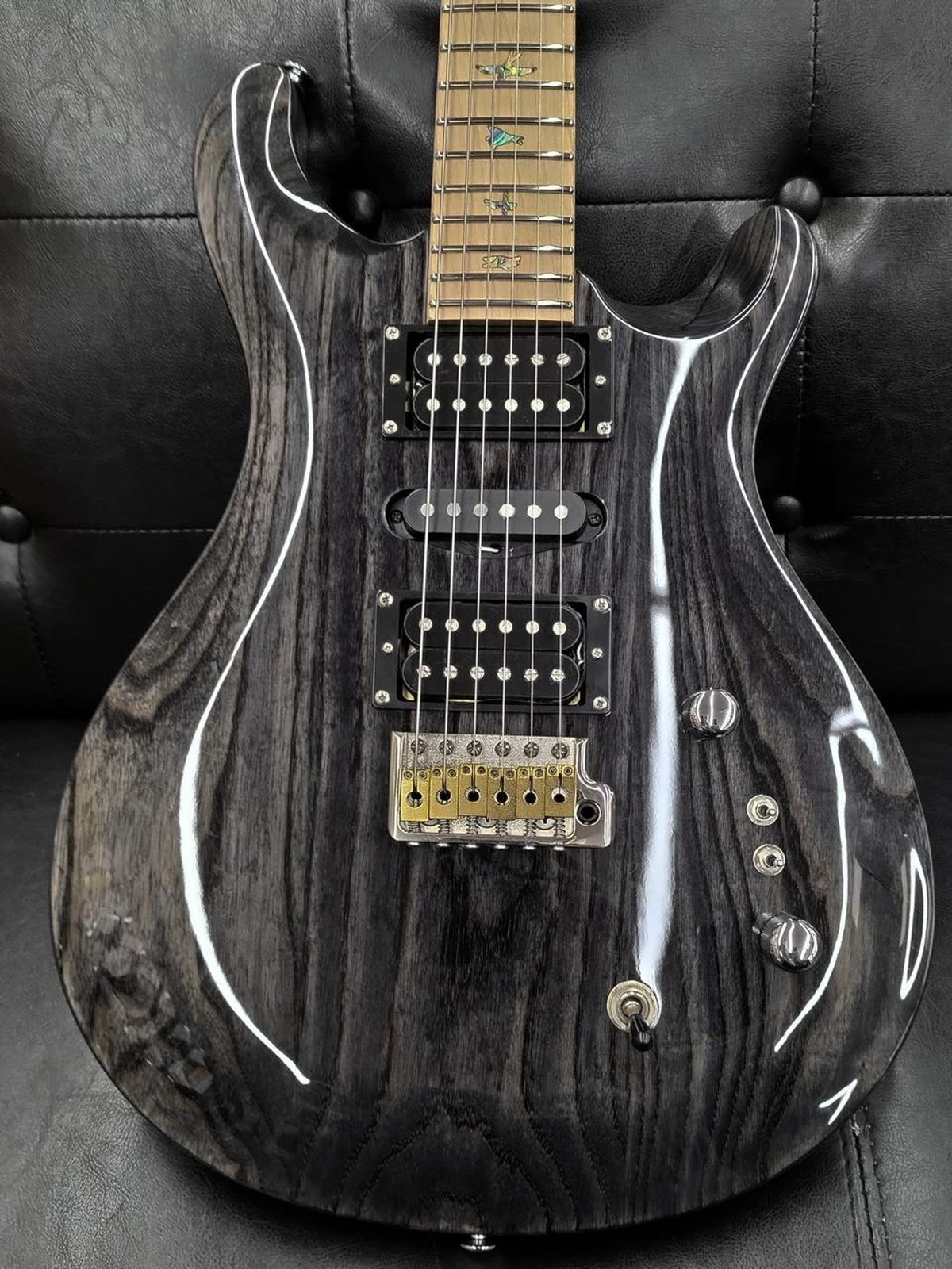 PAUL REED SMITH SE SWAMP ASH SPECIAL Used Ash body Maple fingerboard w/Soft case