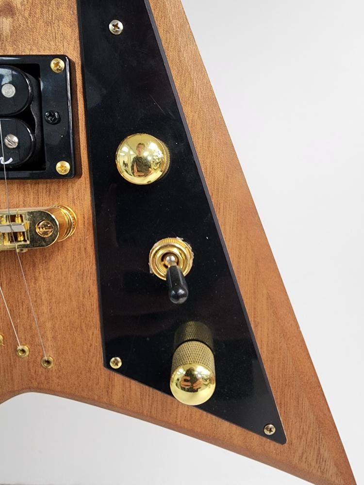 Jackson JS Series Rhoads JS32T FSR Flying V, Natural Oil Electric Gu (P24033528)