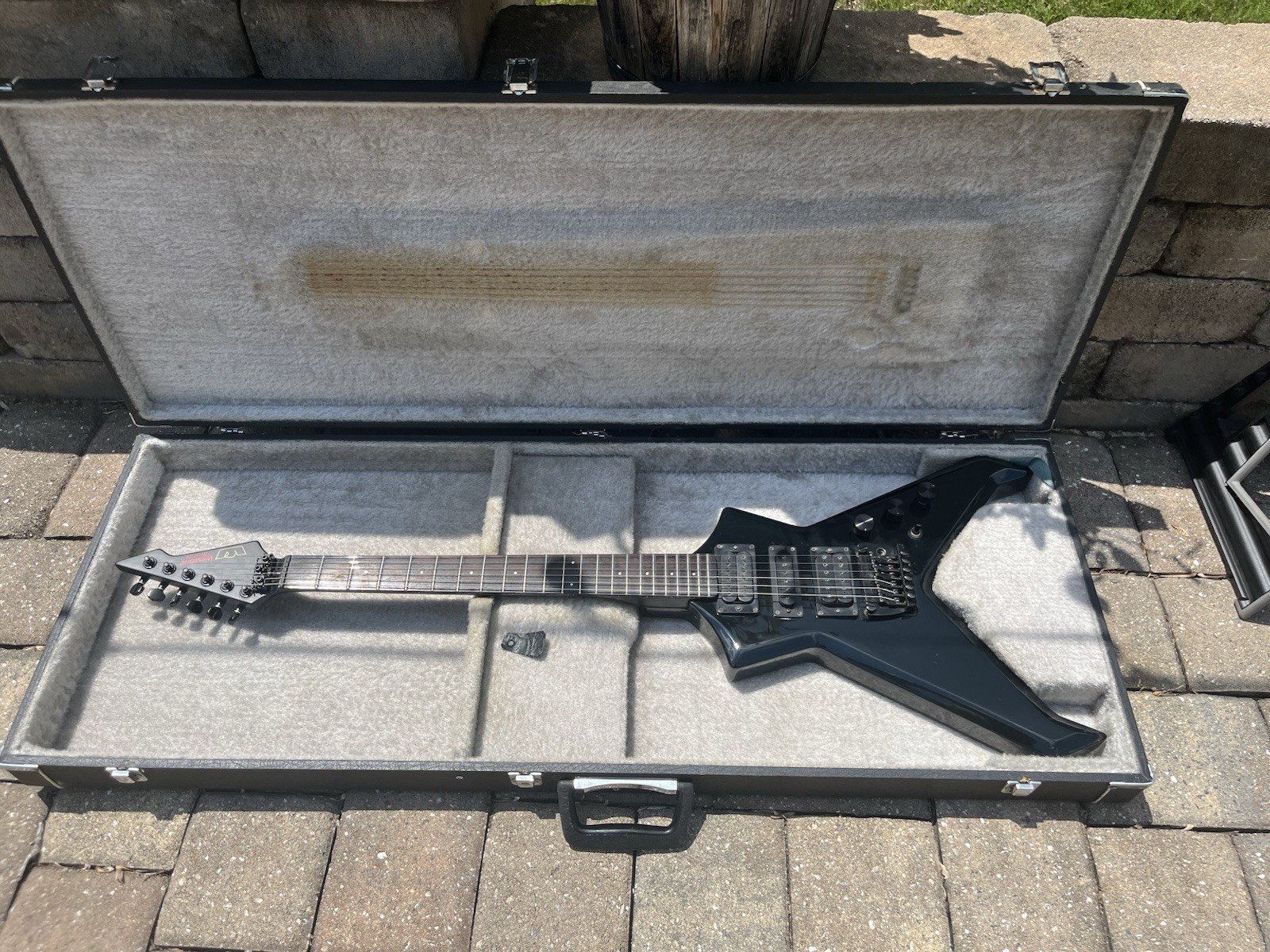 Vintage 1985 Westone Dynasty Electric Guitar With Case