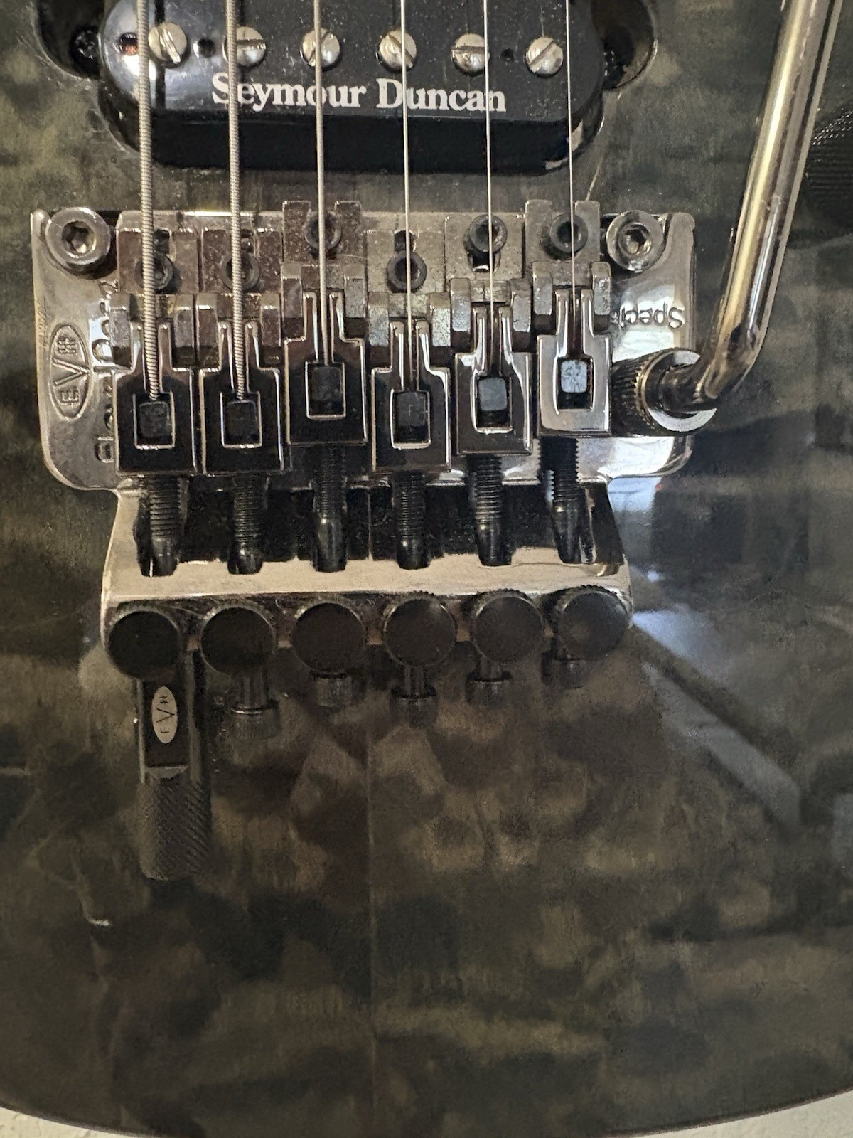 EVH Wolfgang Standard 6-String Electric Guitar Black Maple Fretboard 22-Fret