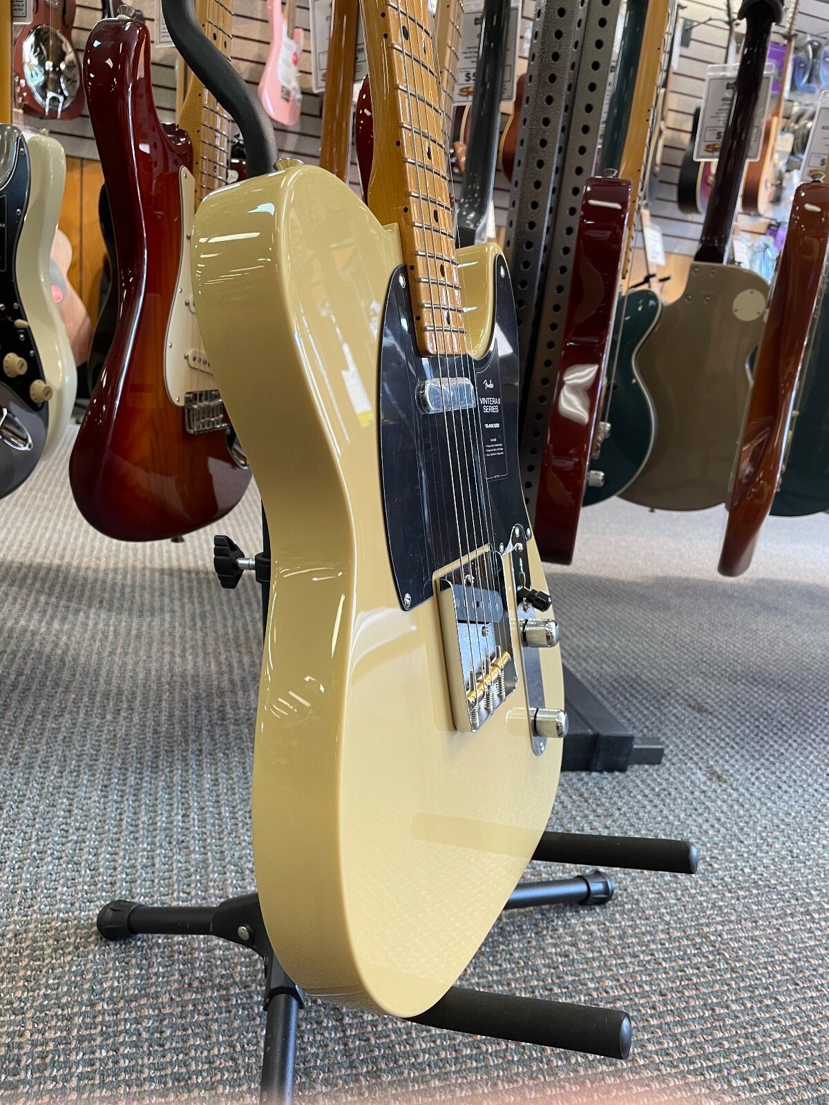 FENDER VINTERA II 50s NOCASTER