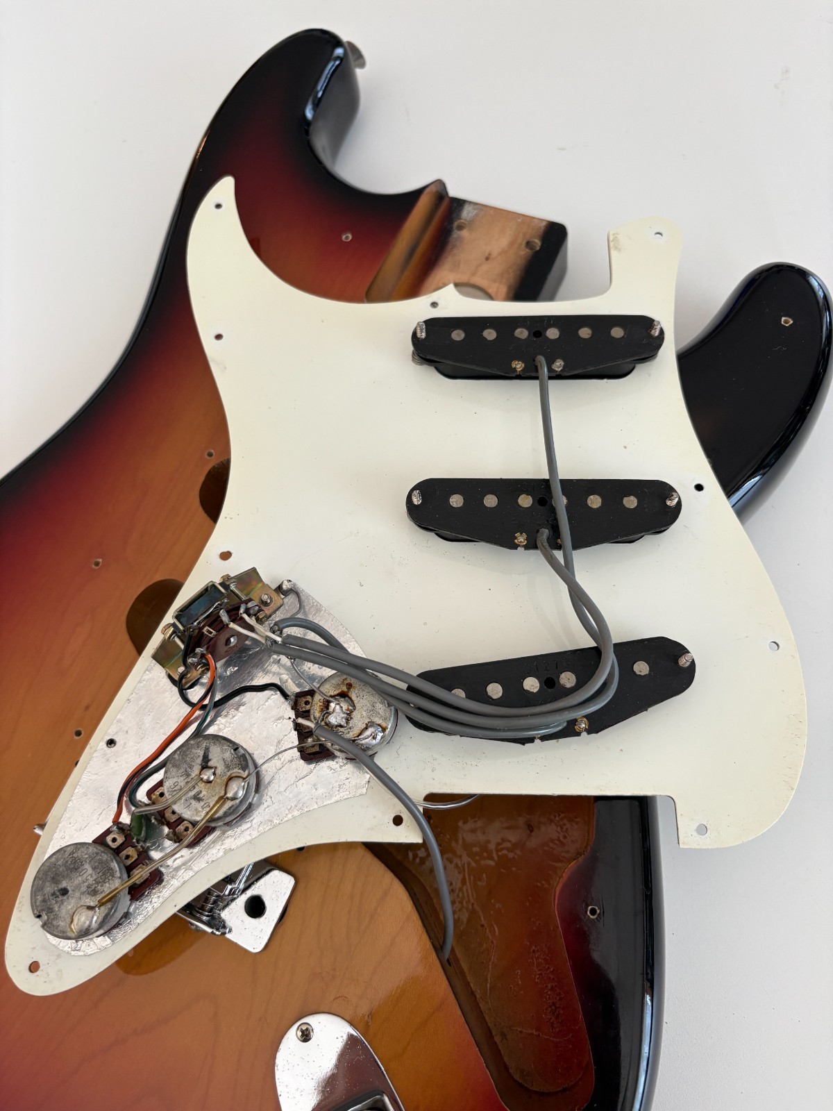Fernandes FST-60 Burny Custom ’75 Vintage MIJ Electric Guitar Made in Japan