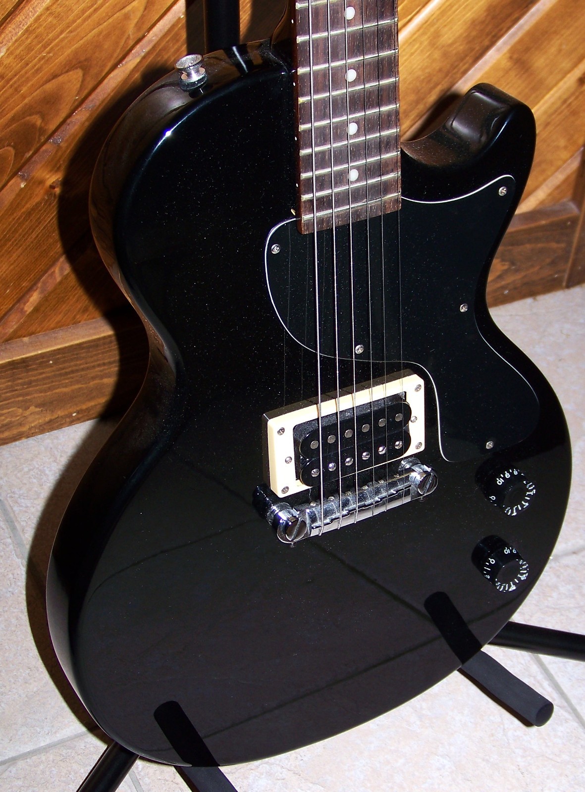 Epiphone Les Paul Junior Electric Guitar Ebony