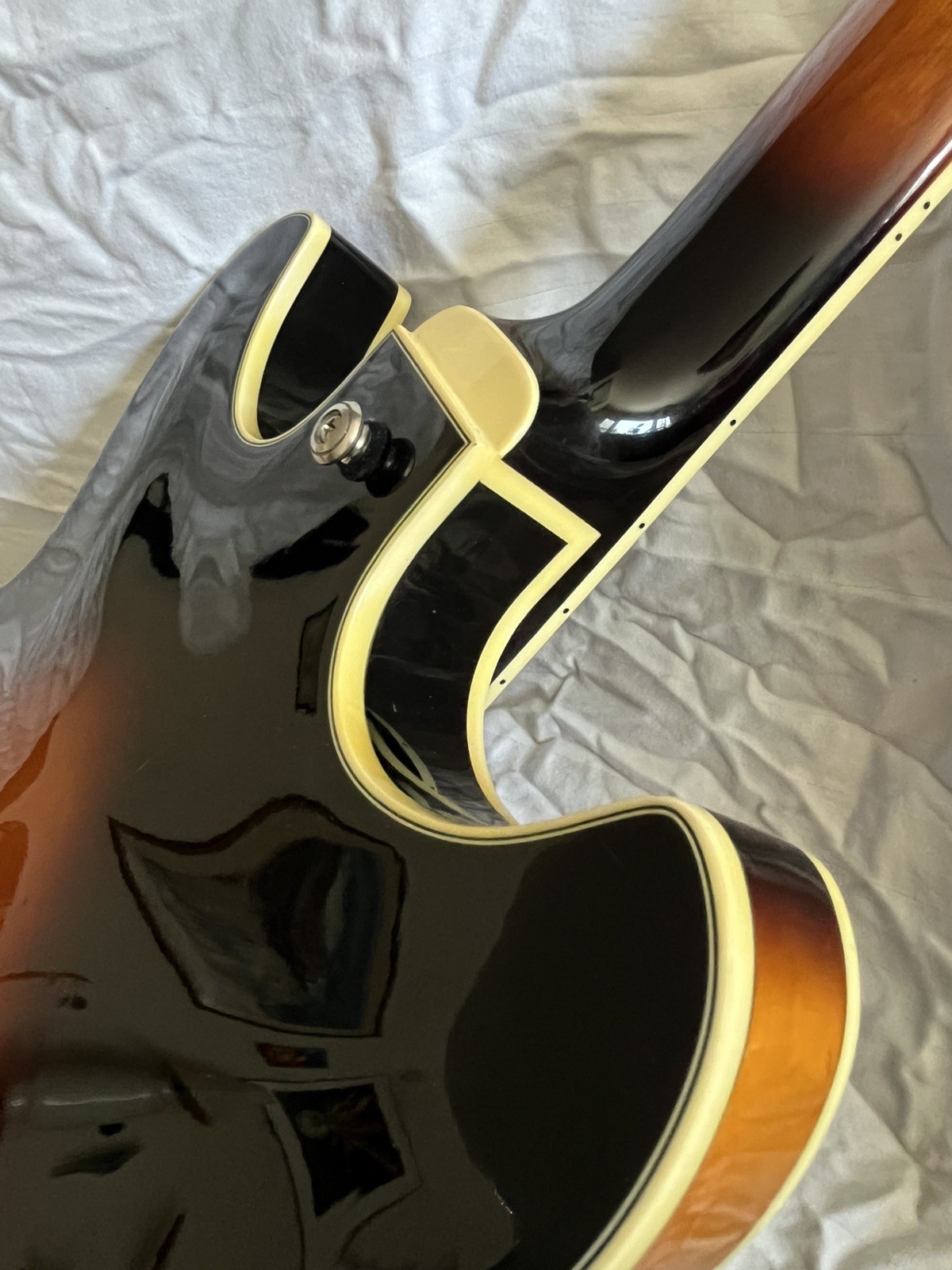 Ibanez Artcore AS73-BS-12-01 semi-hollow set neck Electric Guitar