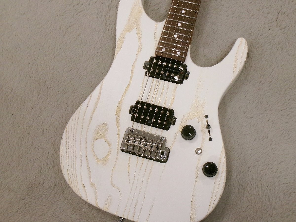Ibanez AZ2402AR CGW Coarse Grain White Flat 493