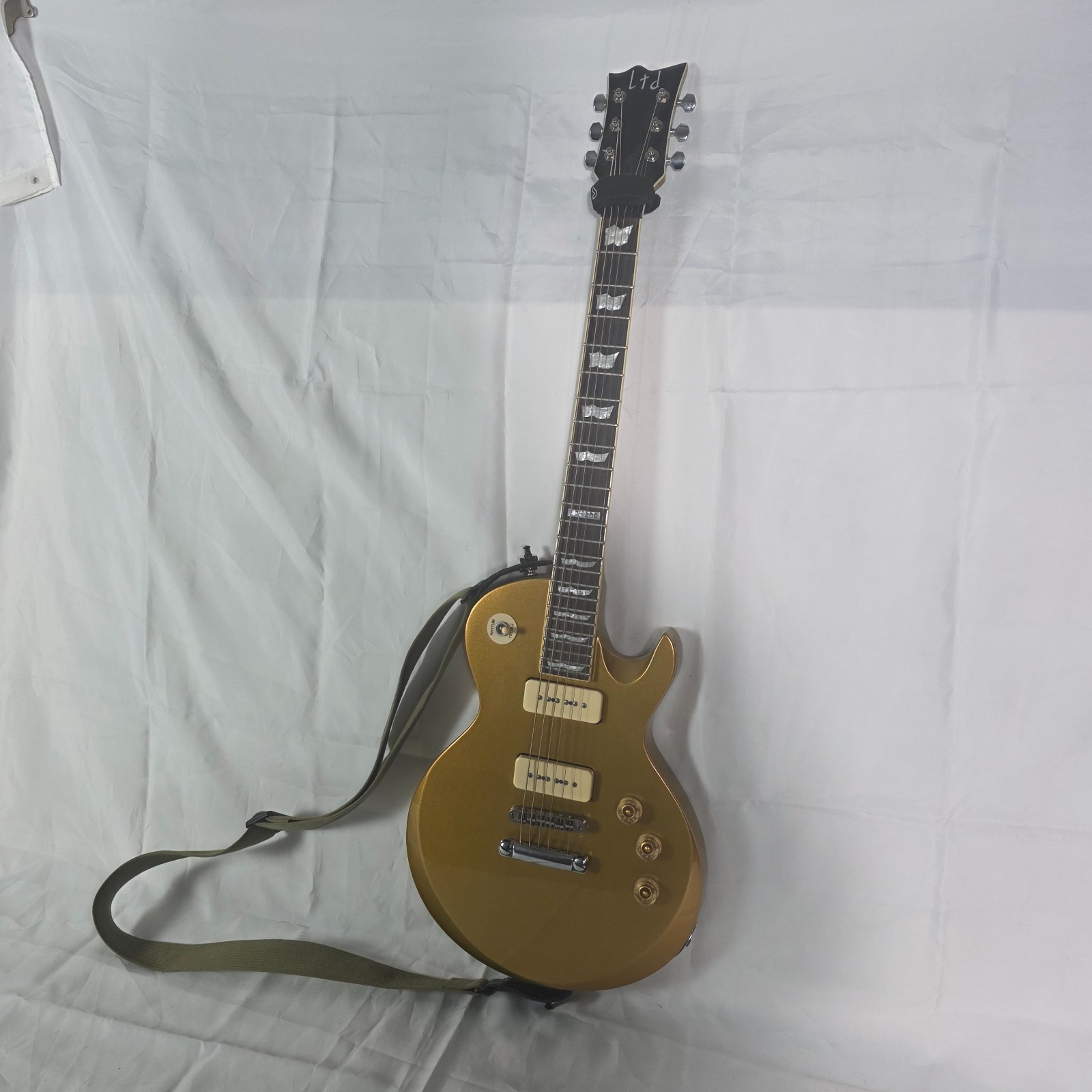 ESP LTD EC-256 Goldtop P90 Natural Singlecut Electric Guitar with Case/Strap