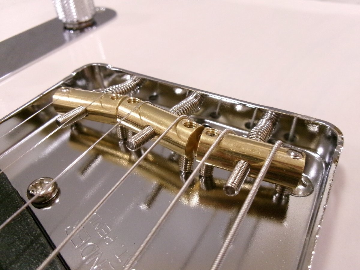 Electric Guitar Fender Hybrid II Telecaster US Blonde Made in Japan JD25030197