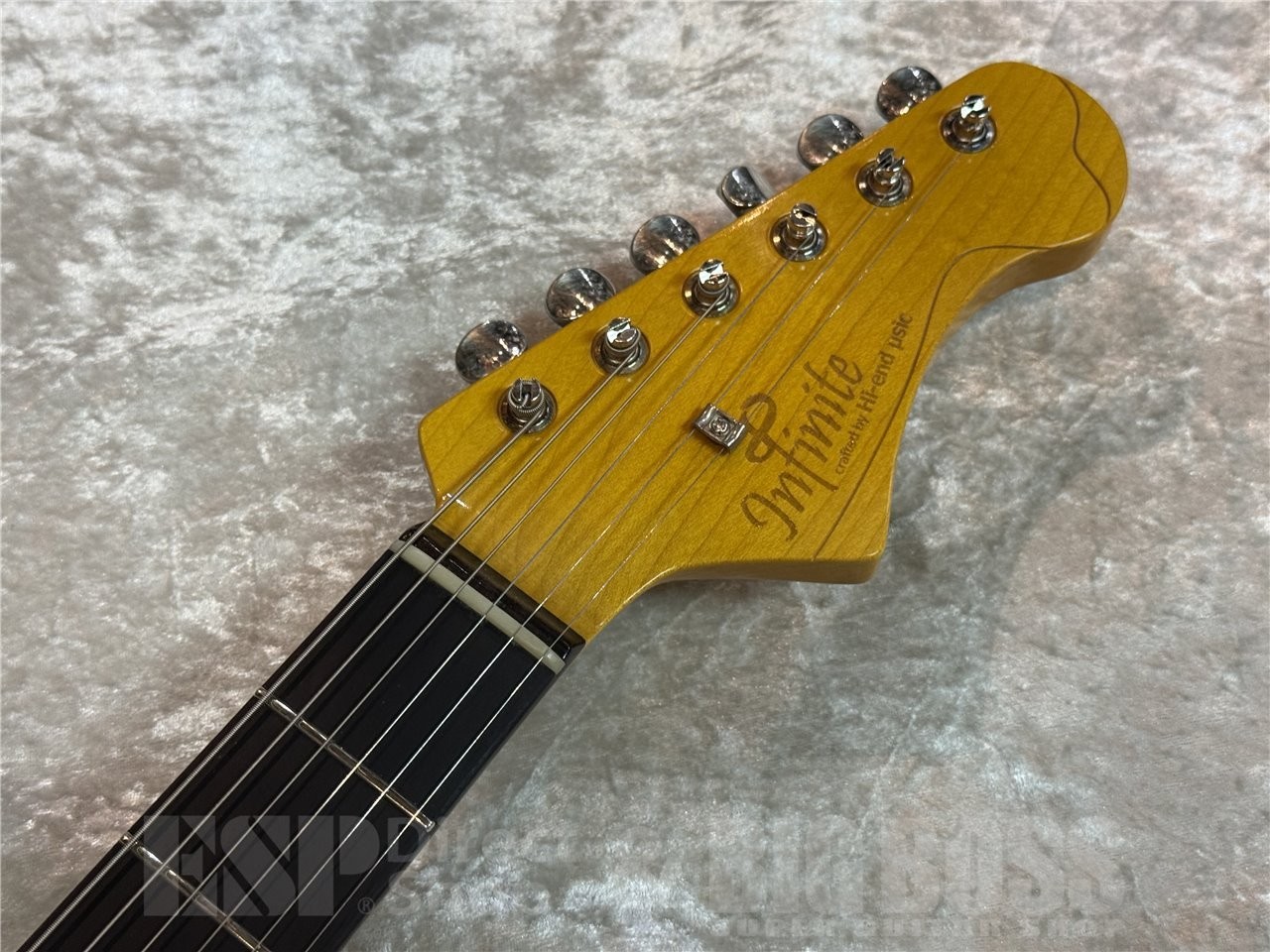 Infinite Classic T 2S Charcoal Frost Metallic *Rd953