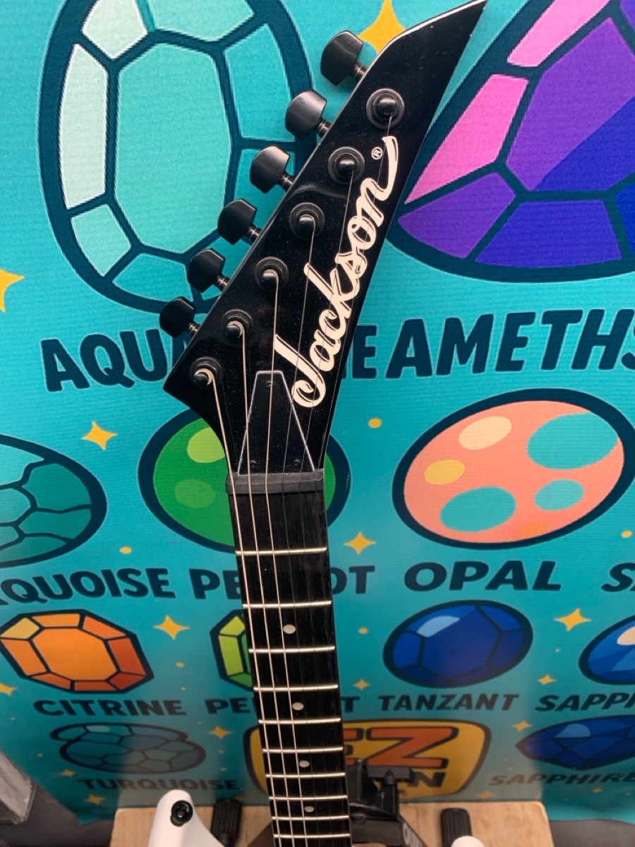 Jackson Dinky JS22 DKA Arch Top Natural Electric Guitar – Snow White (E10047872)