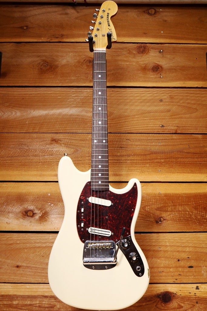 Fender MG-69 Mustang Reissue MIJ Olympic White w/ Duncan Pickup