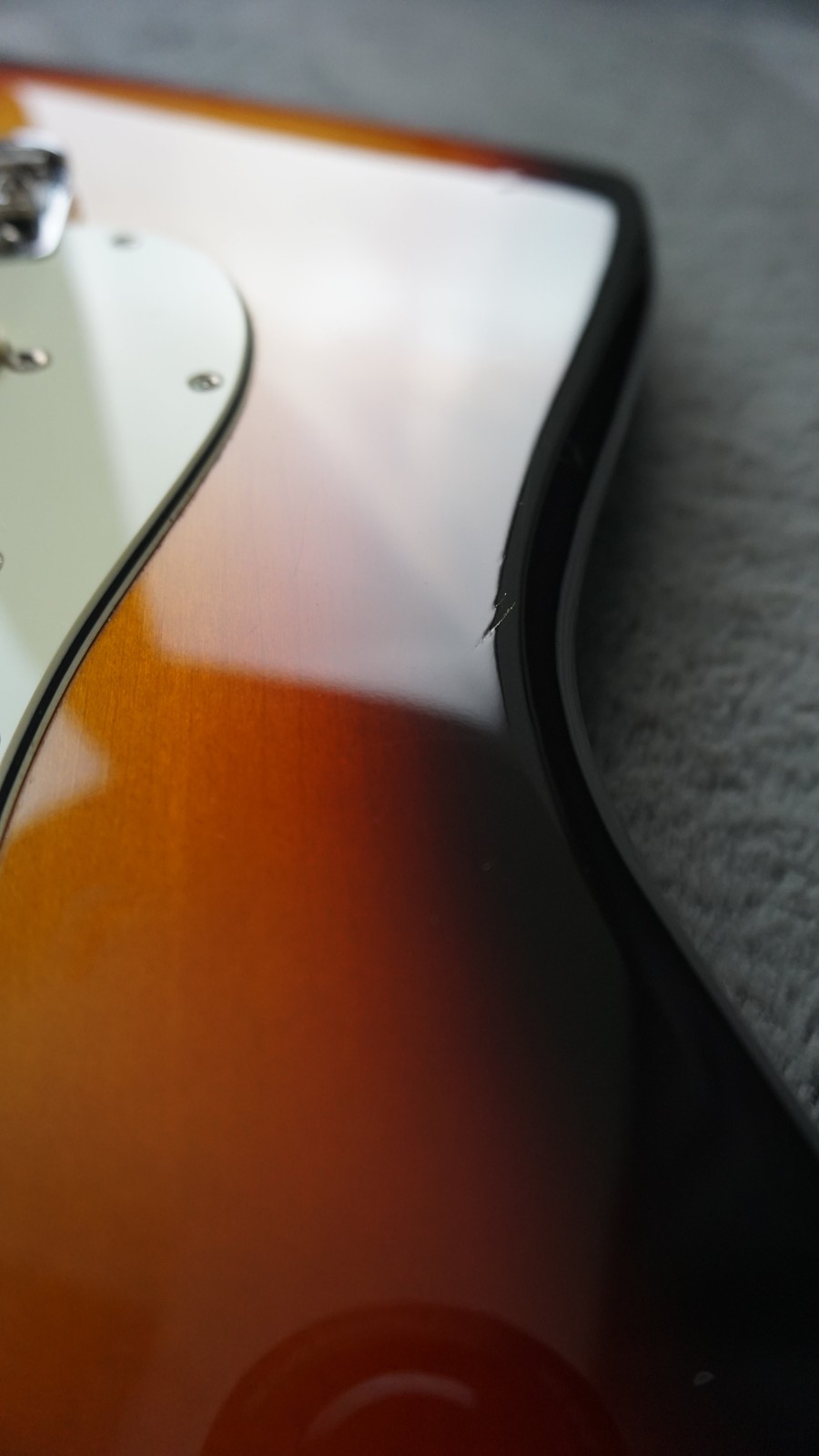 Fender Stratocaster 2017 – Sunburst Made in Japan