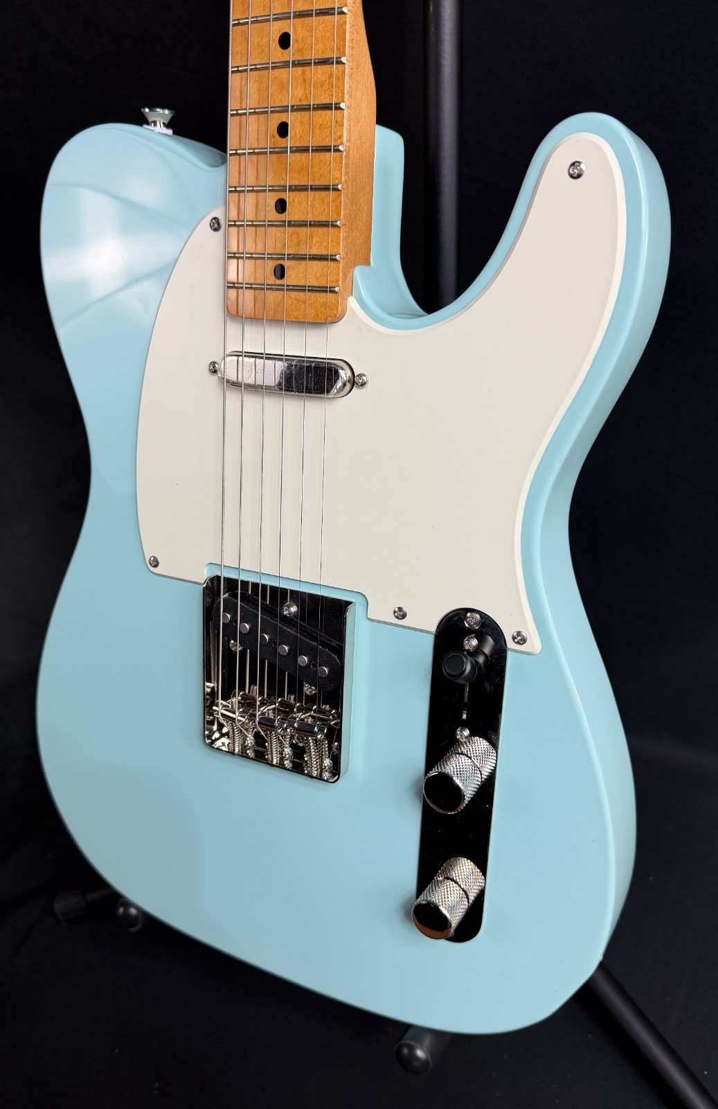 Squier Classic Vibe 50’s Telecaster Electric Guitar Sonic Blue Finish (003)