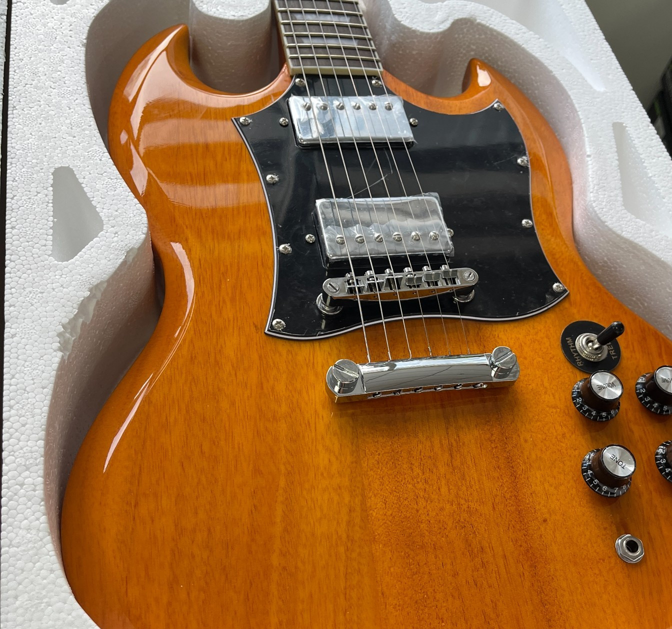 Natural SG Style Electric Guitar Rosewood Fingerboard Chrome Part