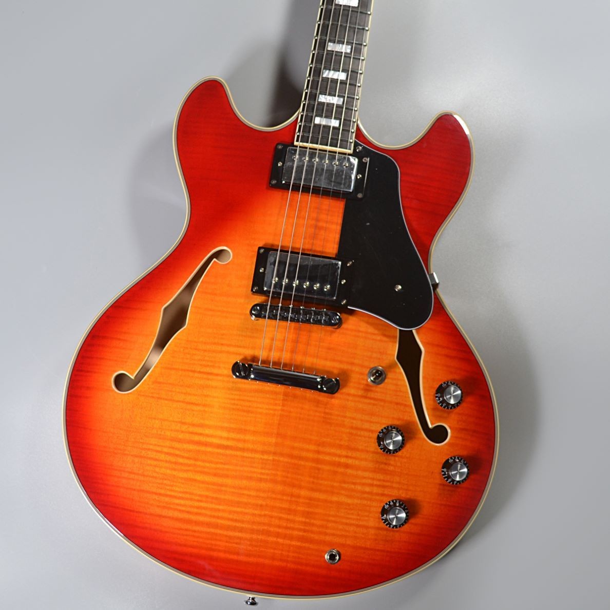 Sire Larry Carlton H7 Cs Safe delivery from Japan