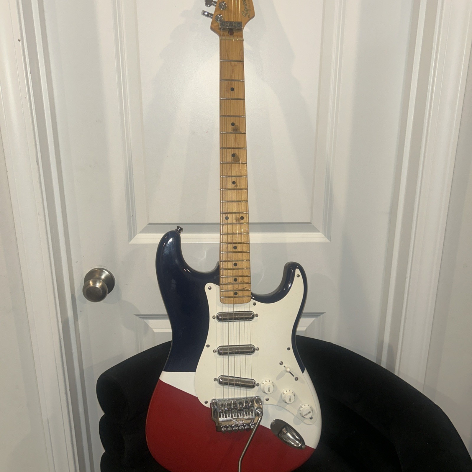 84-87 Fender Japan Squier Stratocaster Red White Blue Japan E Serial #