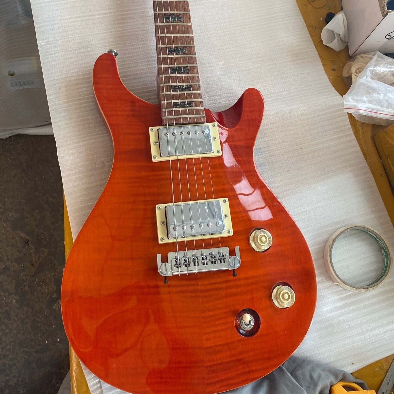 Custom Flame Maple Top Orange Brown Burst Electric Guitar 22 Frets Chrome Bridge