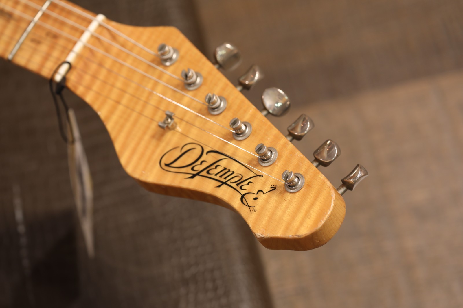 2008 DeTemple Spirit Series ’56 Stratocaster Electric Guitar Sunburst + HSC