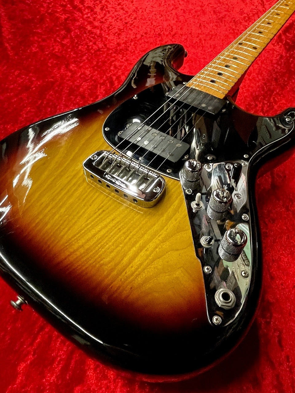 MUSIC MAN Sabre II 1978 Mod #A003466 4.05kg #GGek8