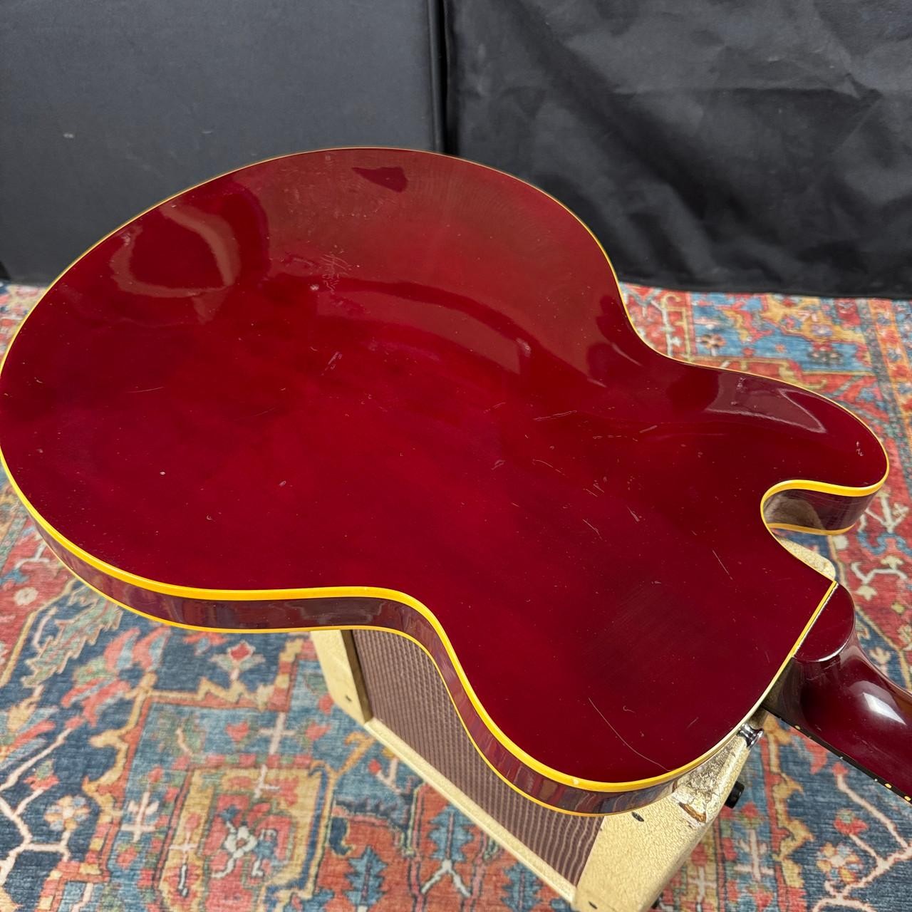 Gibson Chet Atkins Signature Tennessean Semi-Hollow Body – 1995