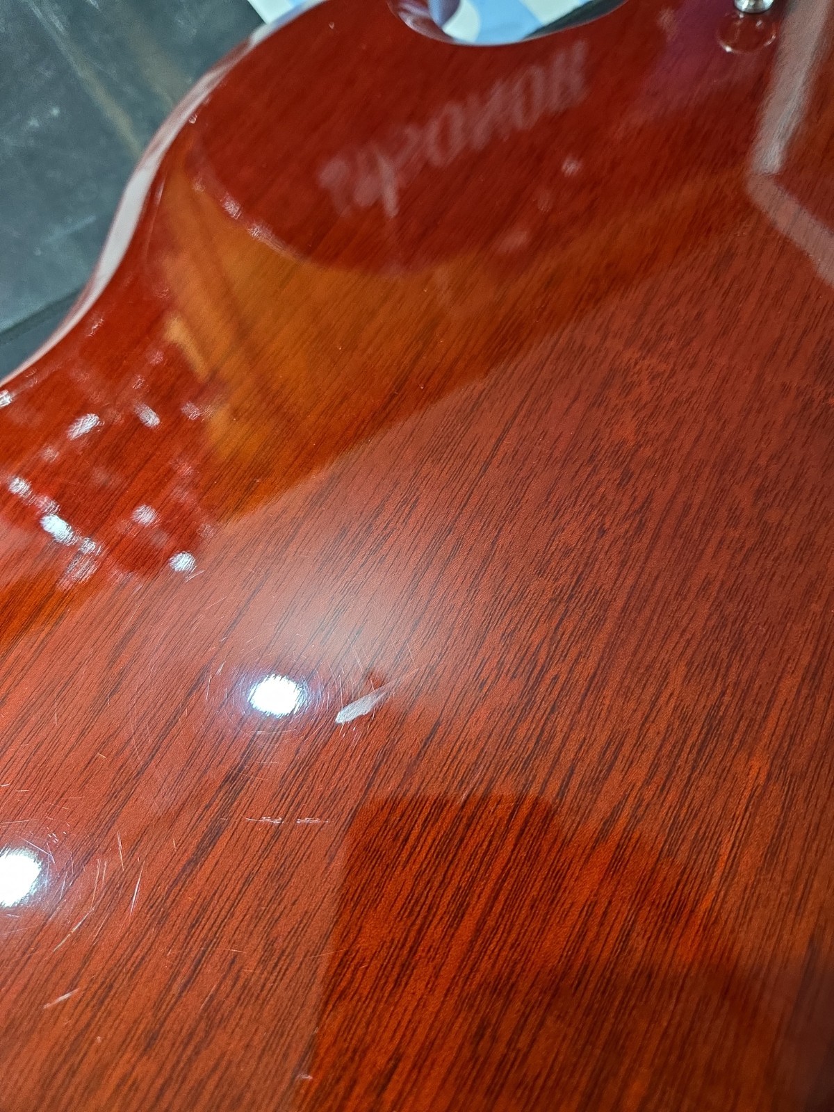 Gibson Les Paul 100 Special 2015 SG Cherry Finish G Force Tuners with Hard Case