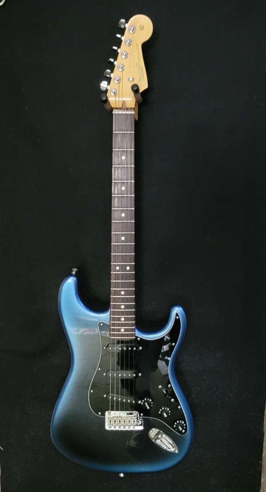 75th Ann. Fender American Professional II Stratocaster – Dark Night Rosewood