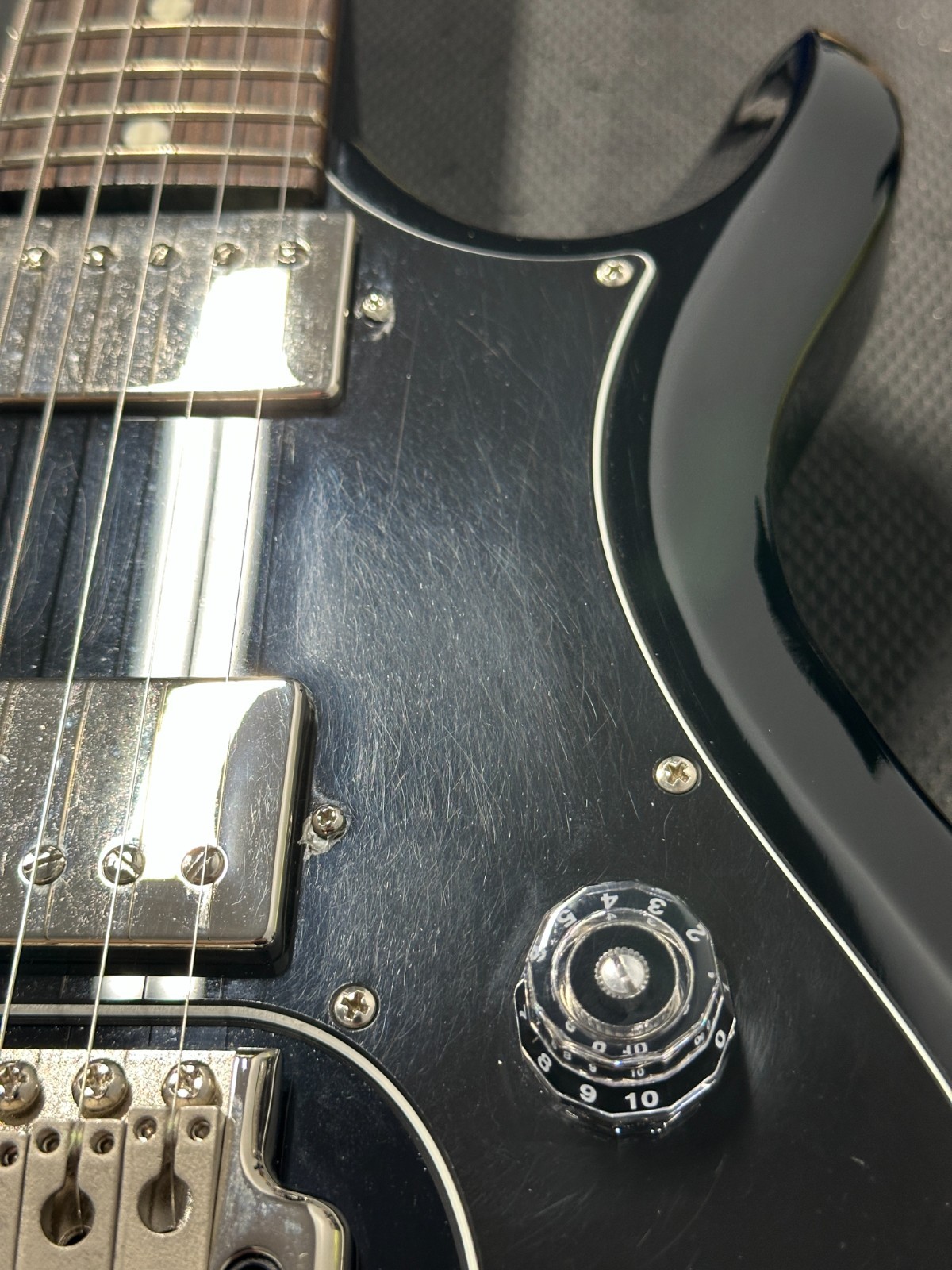 PRS S2 Standard 24 (2019) – Black #41427 with Original Gig Bag