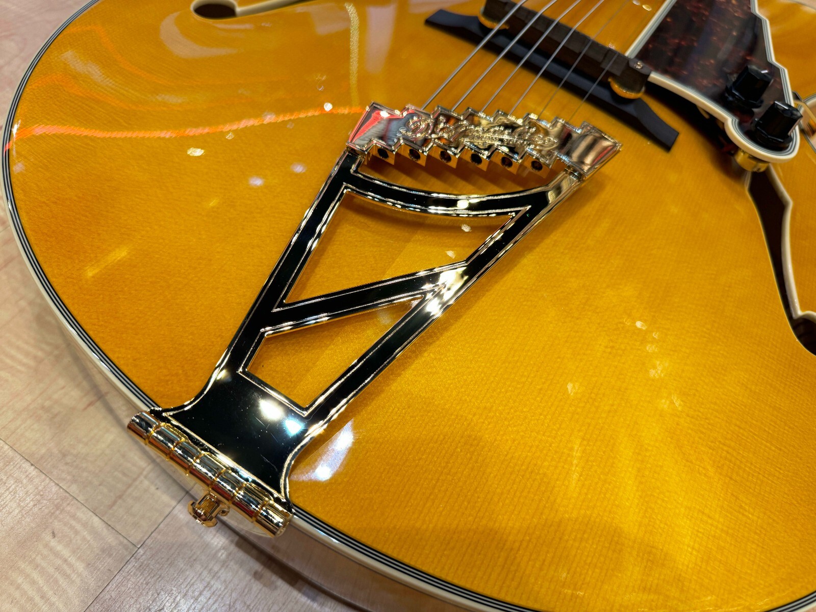 D’Angelico Excel EXL-1 Hollow Body Jazz Guitar Amber Natural