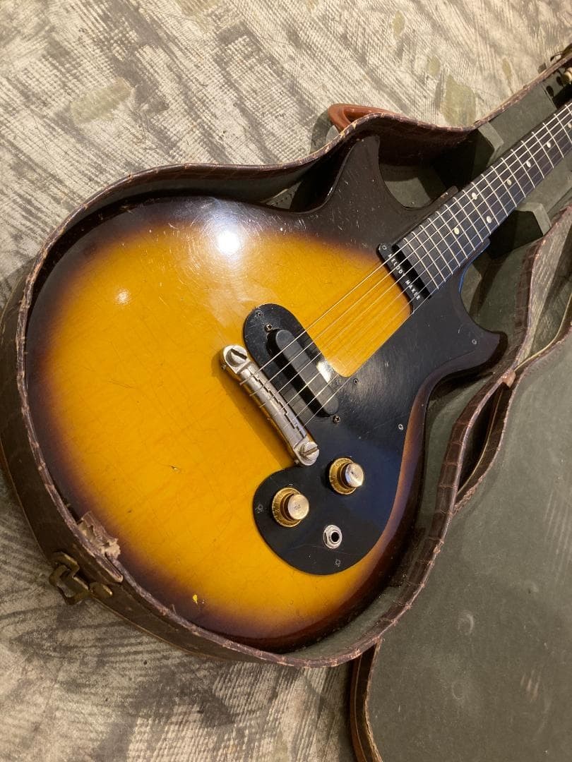 1961 Gibson MelodyMaker Jacaranda Alligator Case, Original, Used