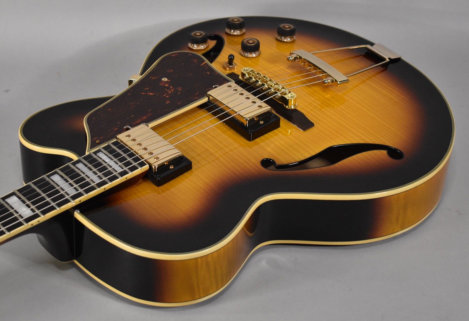 2023 Ibanez AF95FM-AYS Single-Cutaway Electric Archtop Sunburst