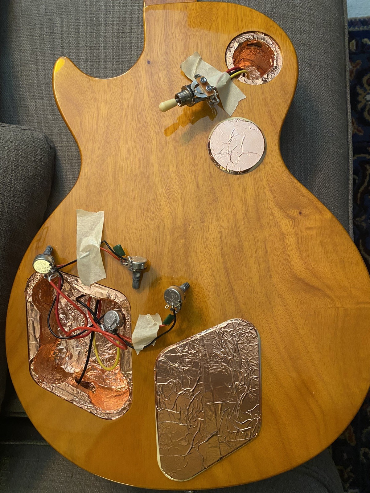 Gold Metallic (China Copy) Gibson Les Paul Custom