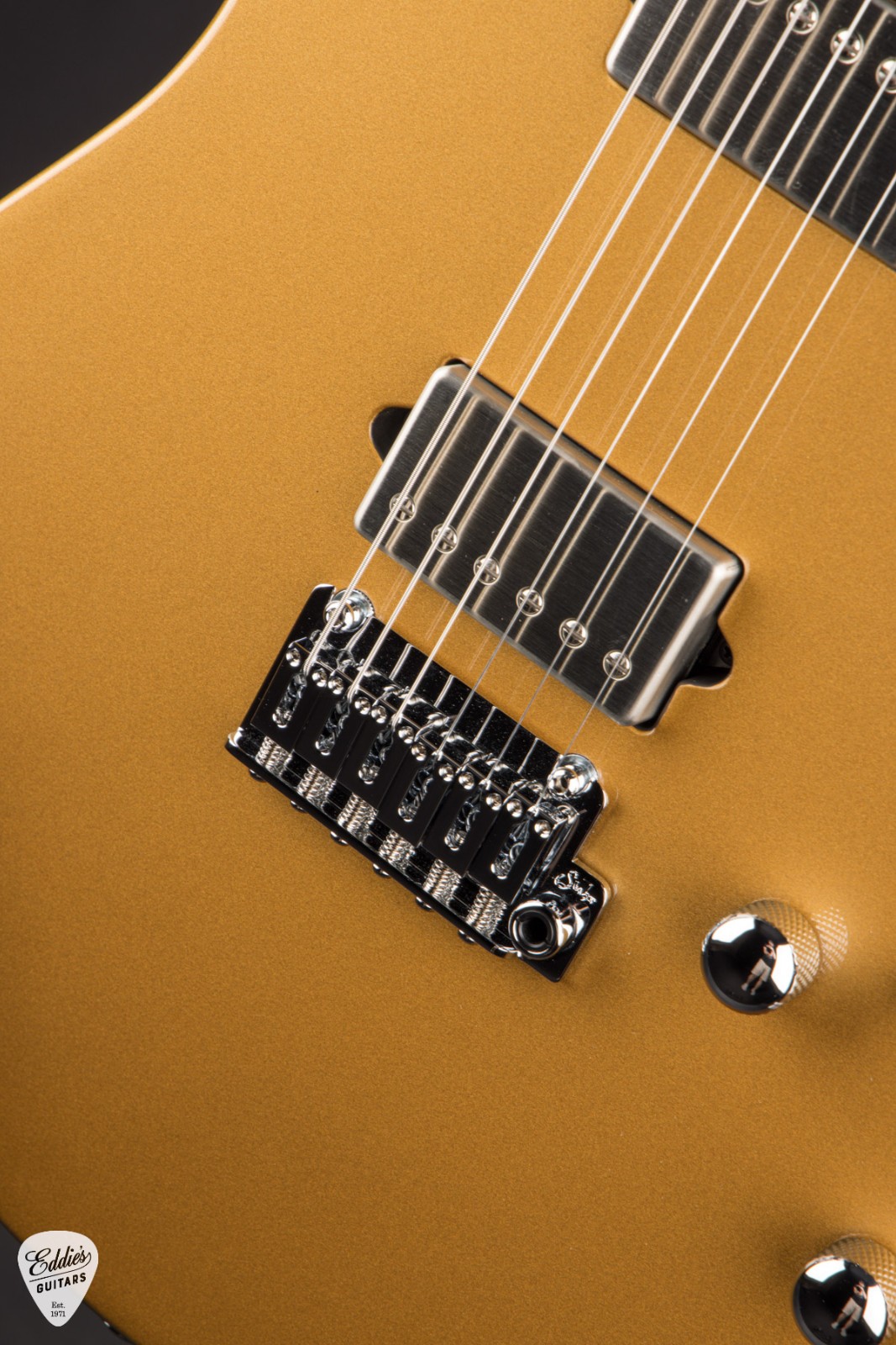 Suhr Oso Short-Scale – Gold