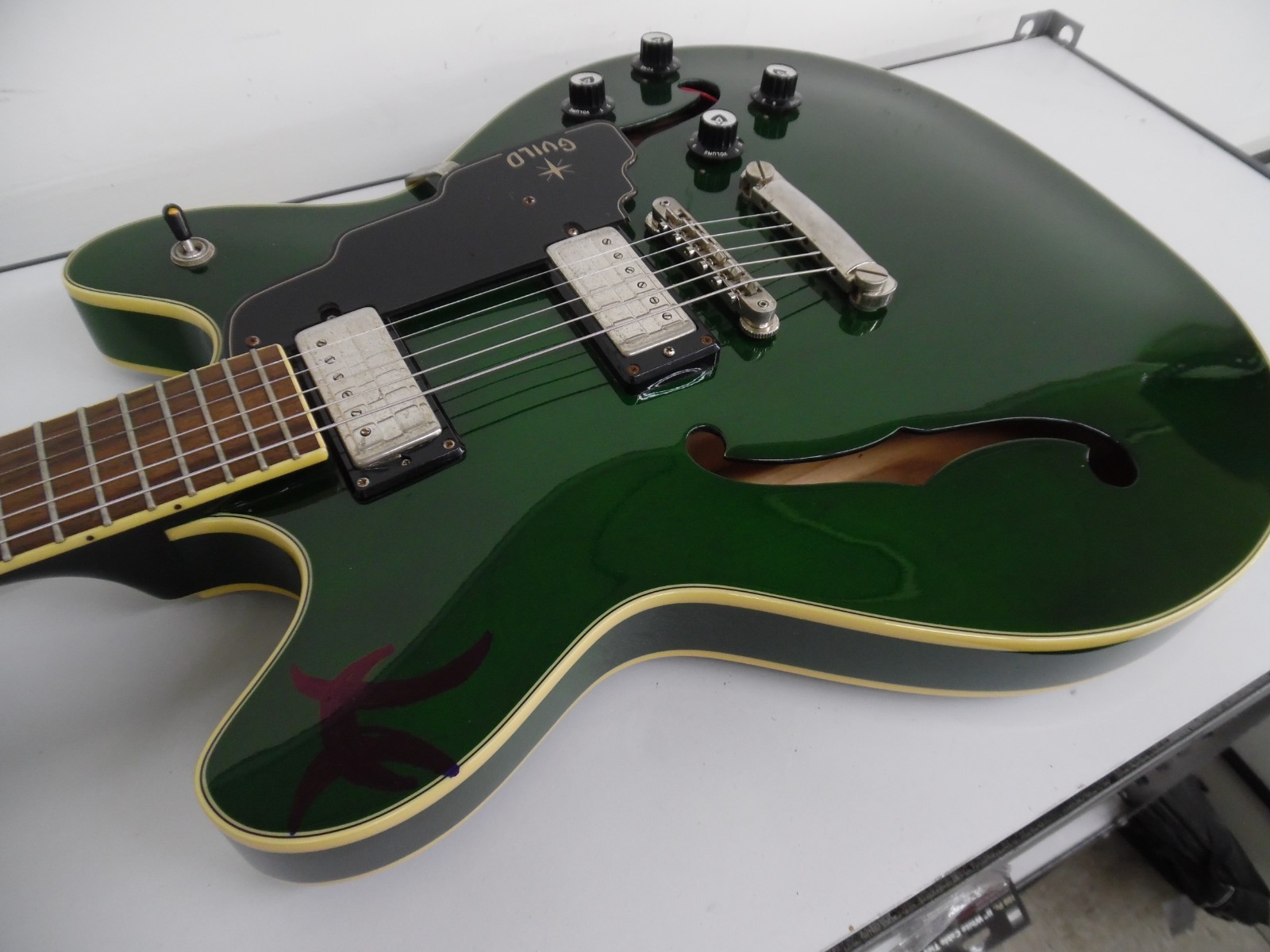 Guild Starfire IV ST Maple Semi Hollow Body Electric Guitar Emerald Green w Case