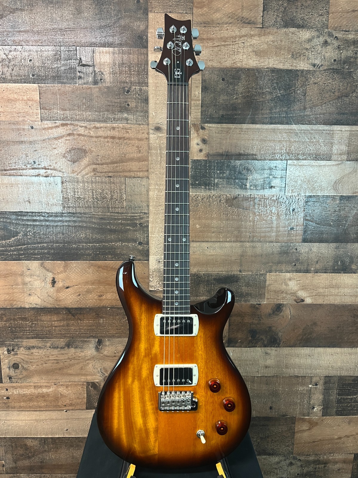 PRS SE DGT David Grissom Electric Guitar – McCarty Tobacco Sunburst, gig bag 602