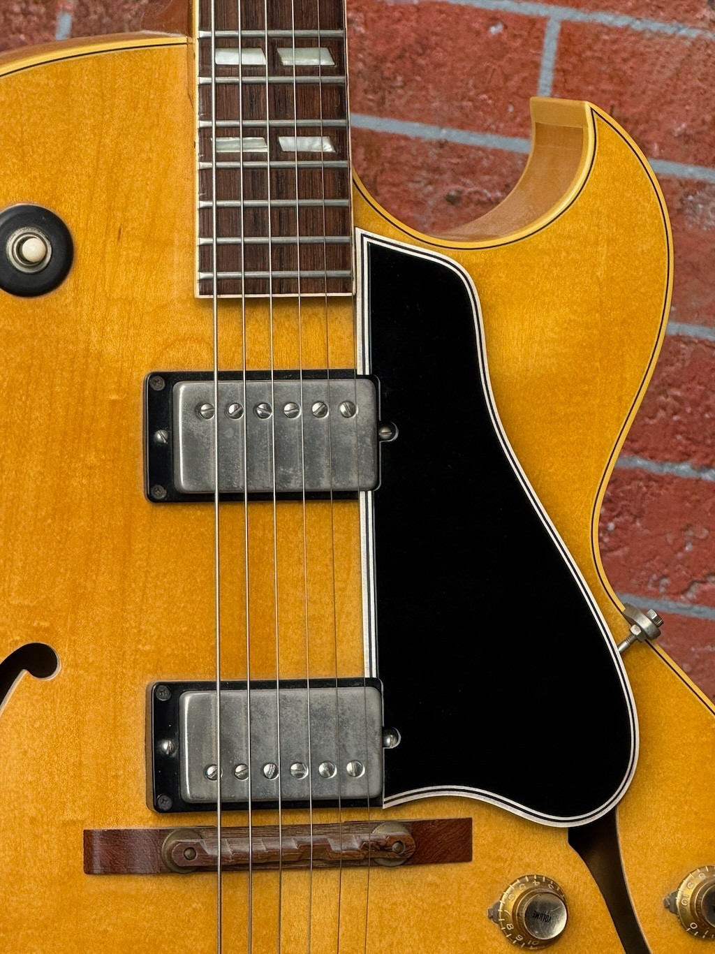 1961 Gibson ES-175DN ultra rare & clean Blonde w/2 PAF pickups w/wide flat neck.