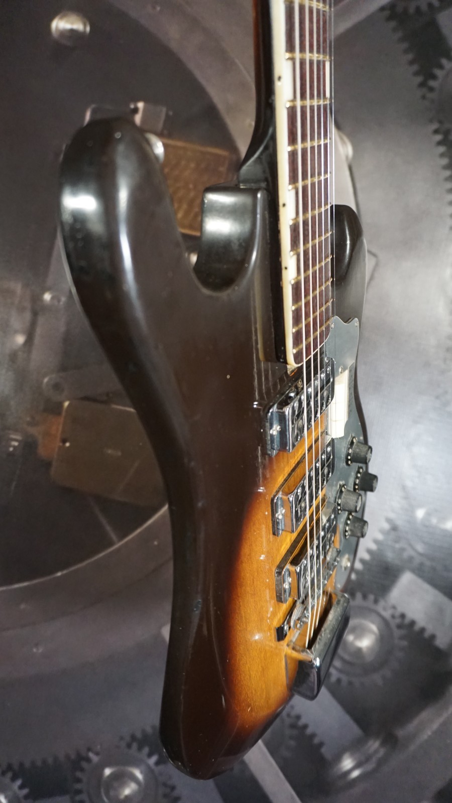 Belltone WG-3T 1960s – Tobacco Burst