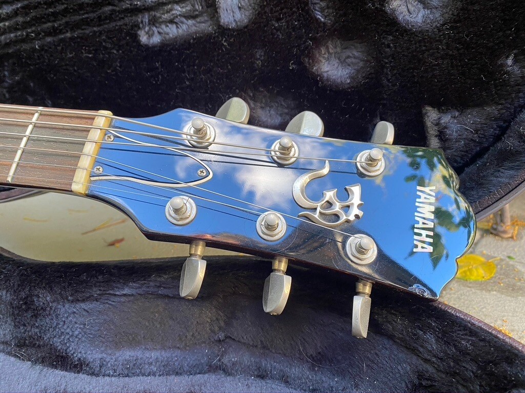 Yamaha AES 920 Seymour Duncan 1959 Flame Maple Top.