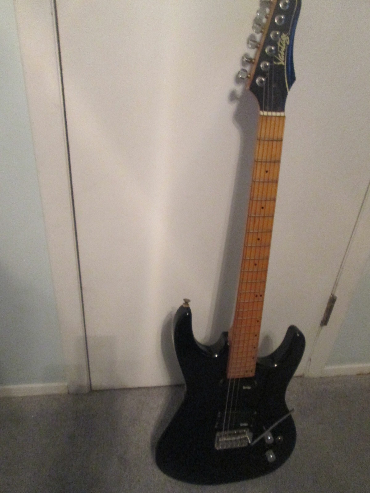 Vantage vintage 111T electric black guitar Works Well
